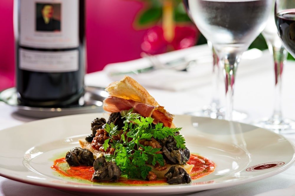 Фото Le Pere Leon Hotel