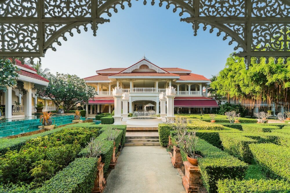 Фото Wora Bura Hua Hin Resort & Spa