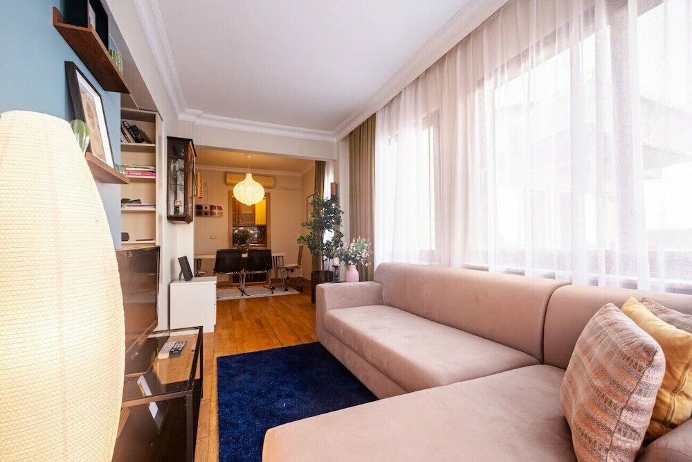 Short-term housing rental Apartment With Fascinating View in Besiktas, Istanbul, photo