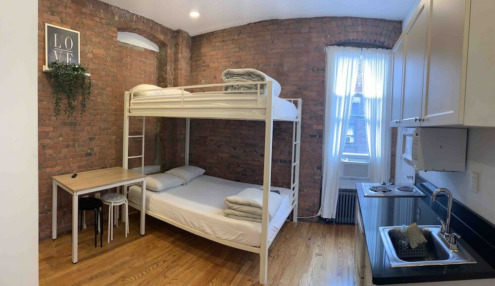 Фото 31 Street Broadway Hotel