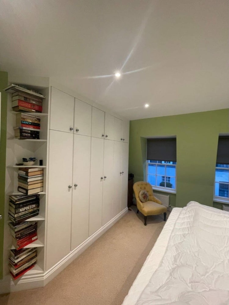 Фото Expansive 4bd Home- 15 min From Buckingham Palace!