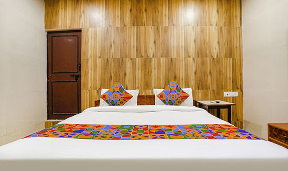 Фото Fabhotel Maharoopa