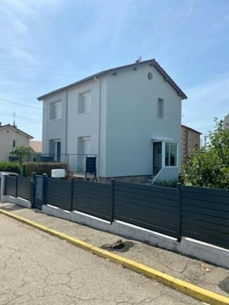 Фото Aux Deux Lots