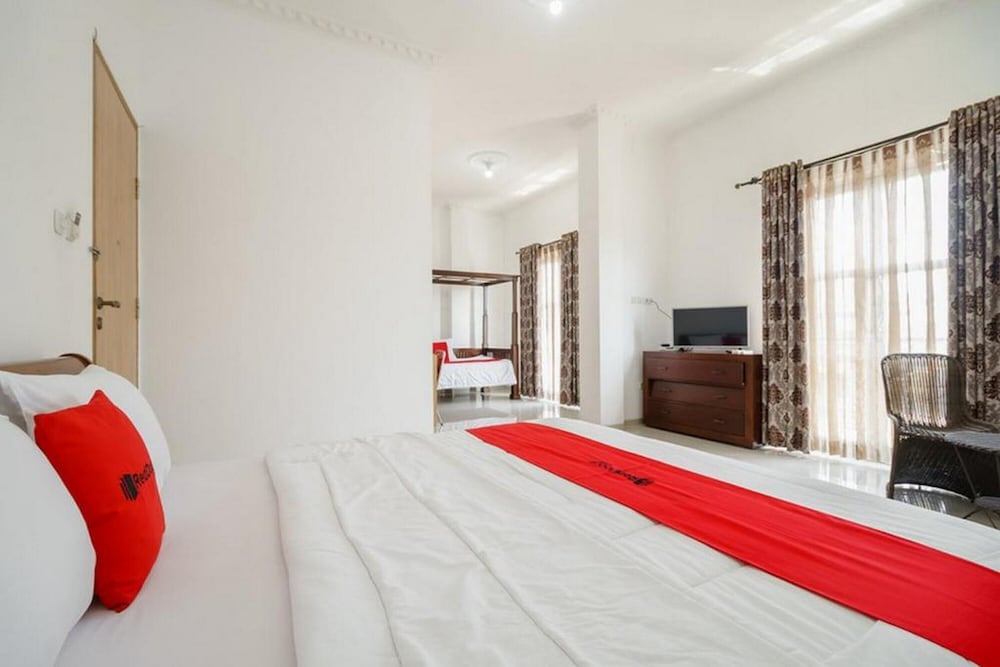 Фото RedDoorz Syariah near Lahat Station