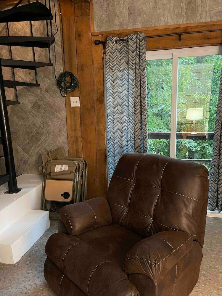 Фото Treetops in Town