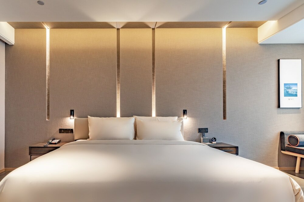 Фото Atour Hotel Daguanyuan Jinan