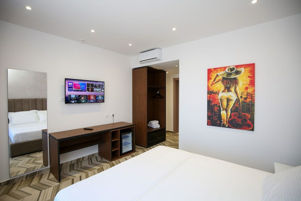 Фото Sea & Sand Hotel