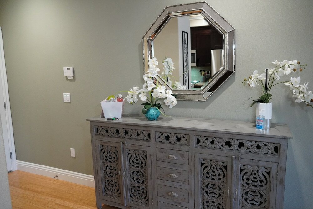 Фото Balmoral Apartments