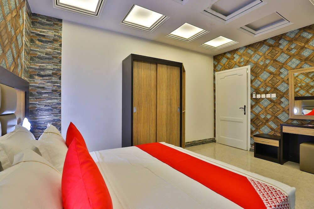 Фото Esfrine Hotel