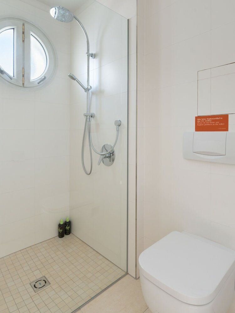 Фото Limehome Linz Friedrichstraße