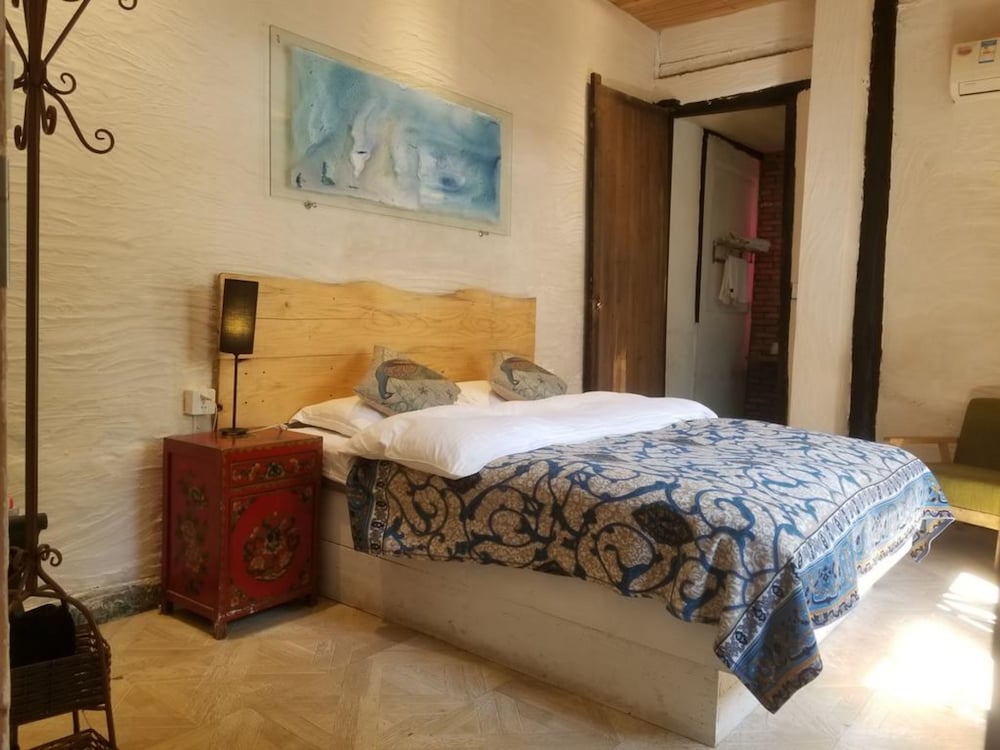 Фото Zhujiajiao Uma Hostel