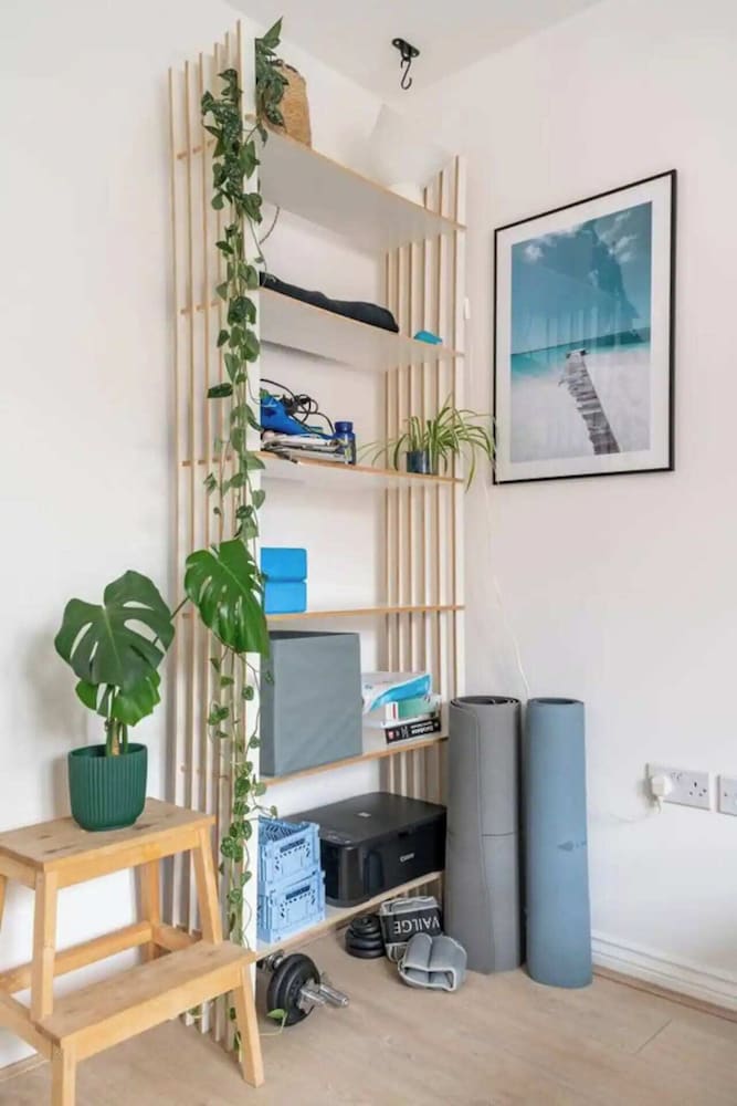 Фото Vibrant & Modern 1bd Flat - Hackney