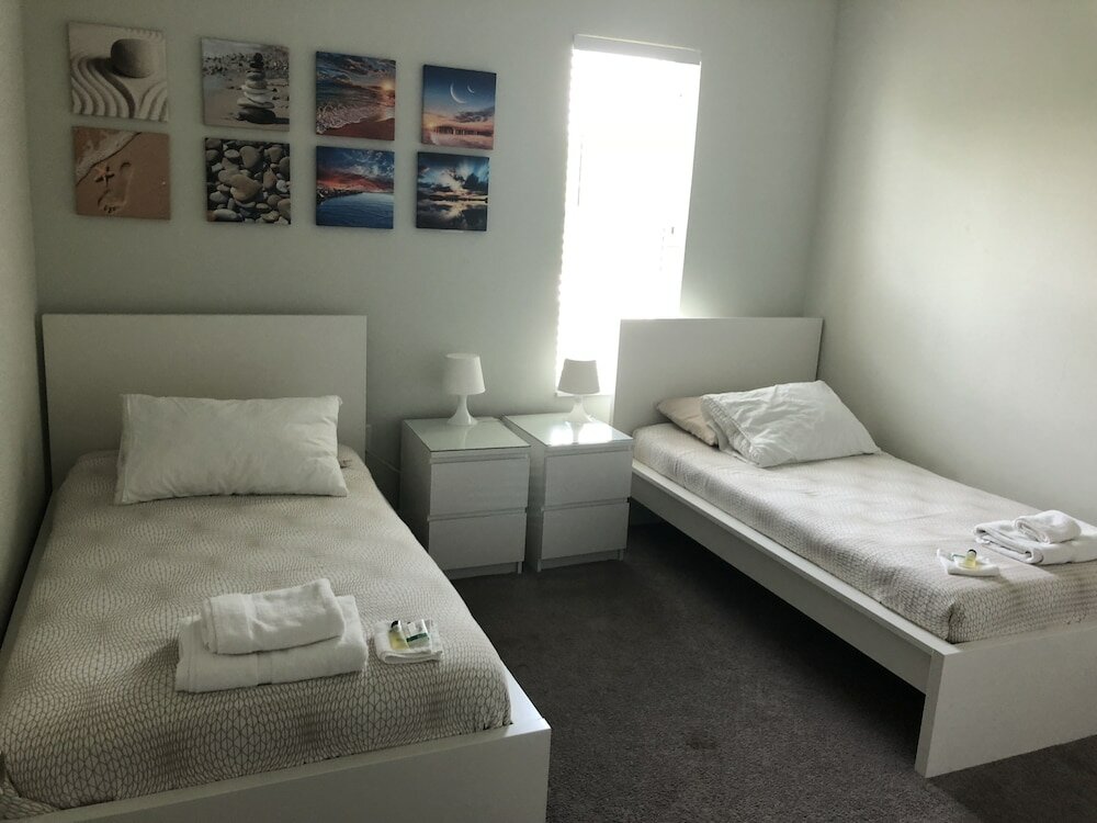 Фото 4 Bedroom Home by Ideal Experience Vr