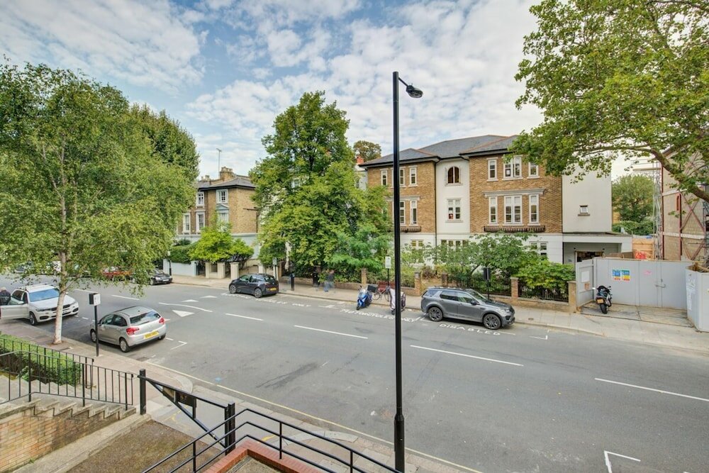 Фото Modern Notting Hill 2 Bedroom Near Royal Oak Tube