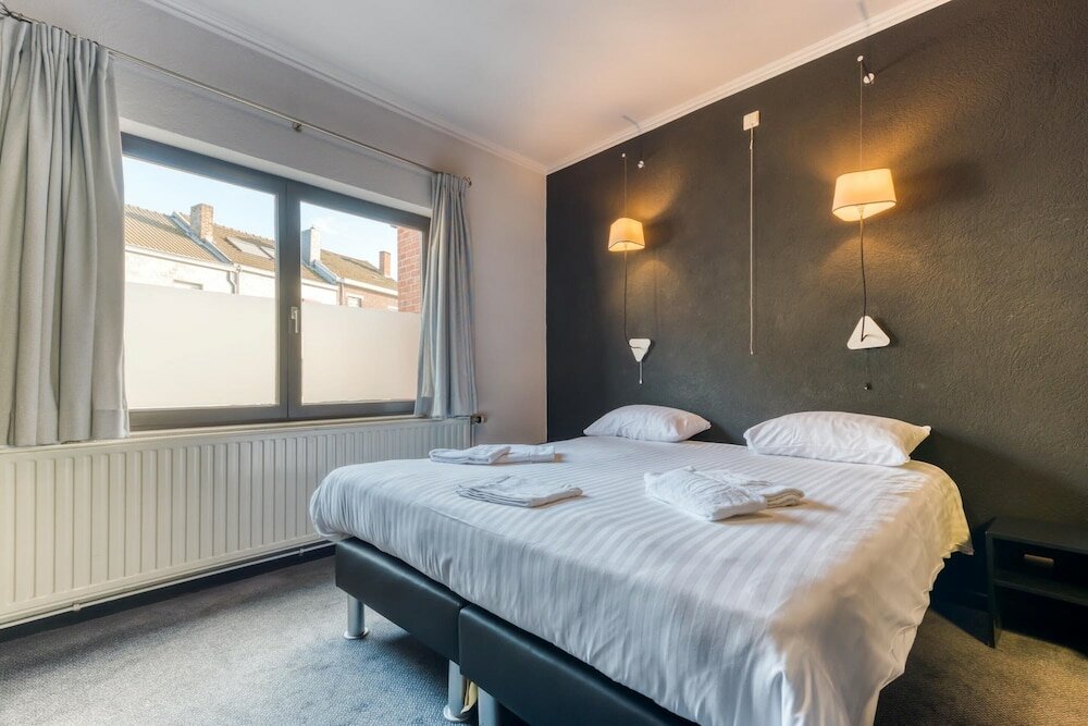 Фото Hotel de la Gare