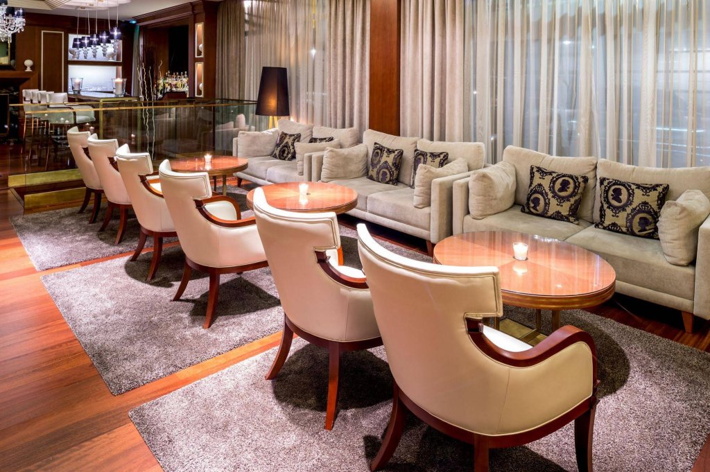 Фото Hotel Century Geneve