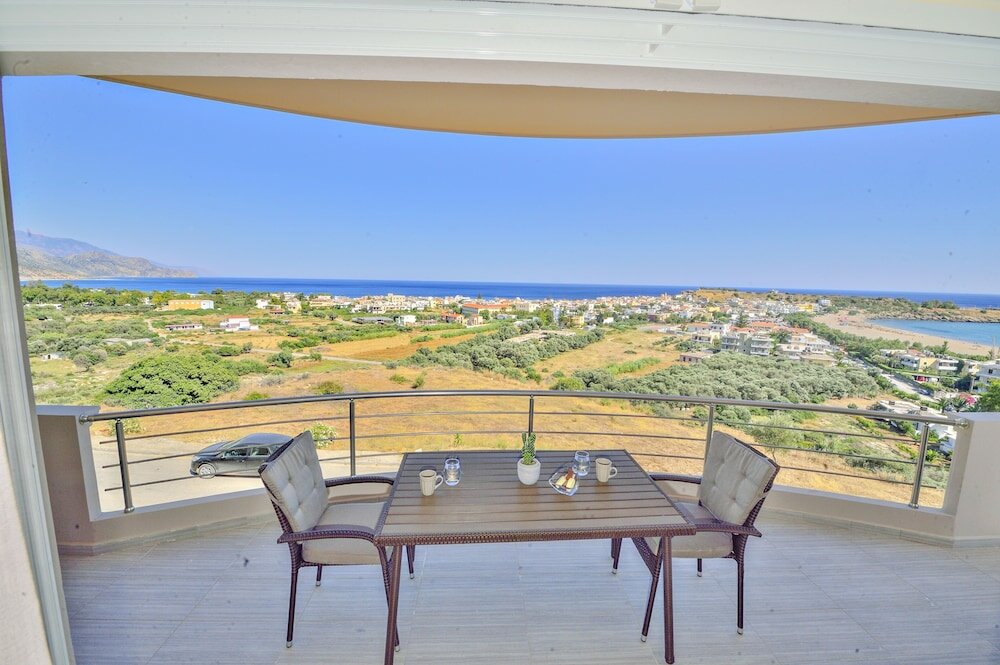 Фото Aristea Apartments