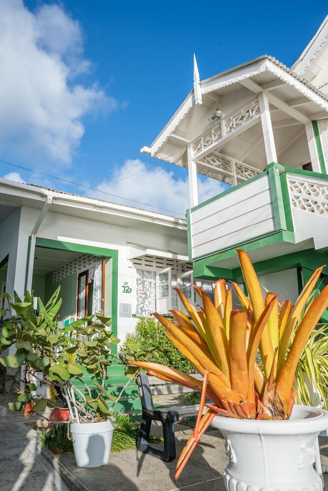 Фото Cholson Chalets Limited