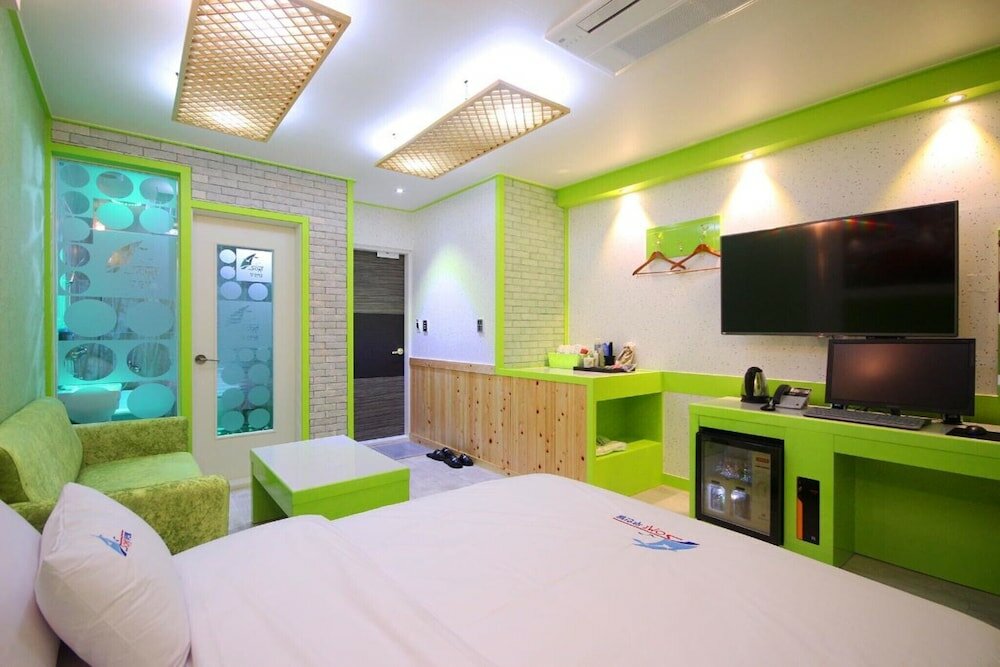 Фото Buan Gyeokpo Some Hotel