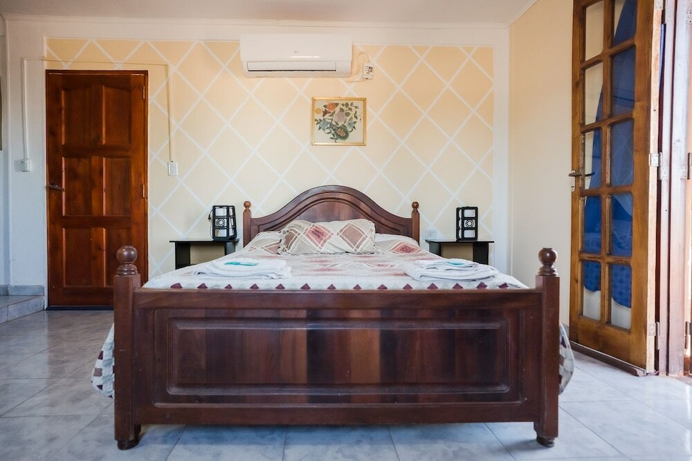 Фото Hotel Raquelito