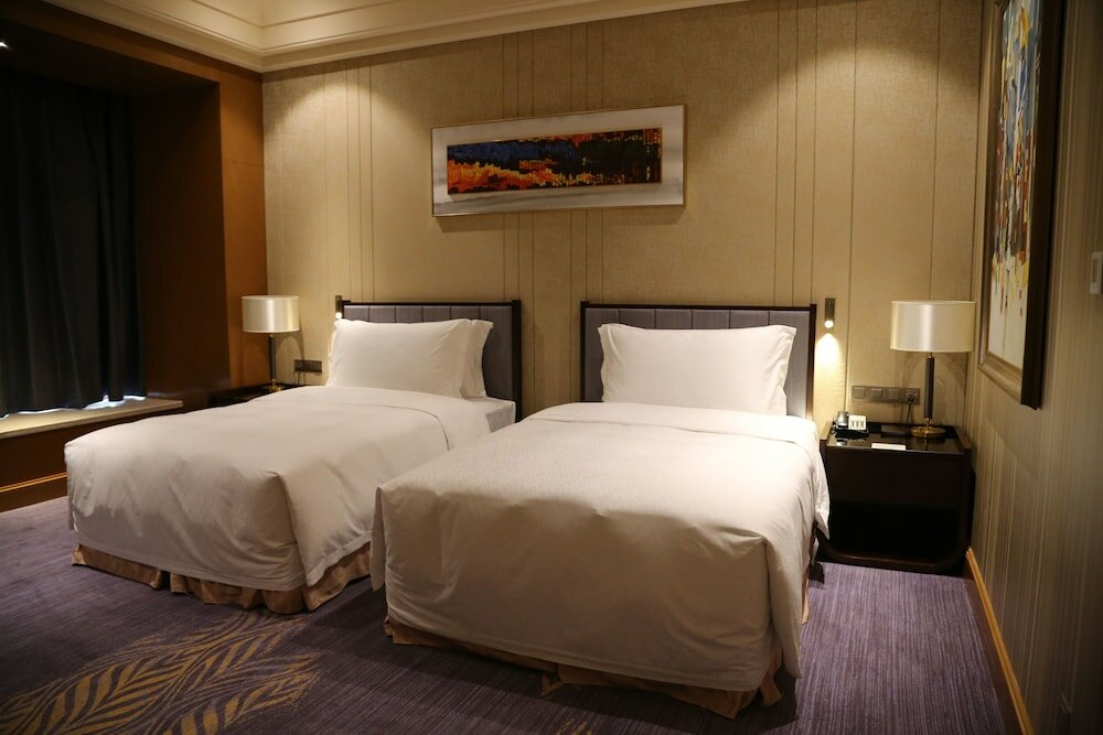 Фото Chateau Star River Qing Dao