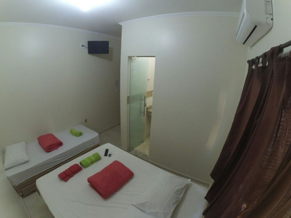 Фото Hotel e Pousada Santa Cruz