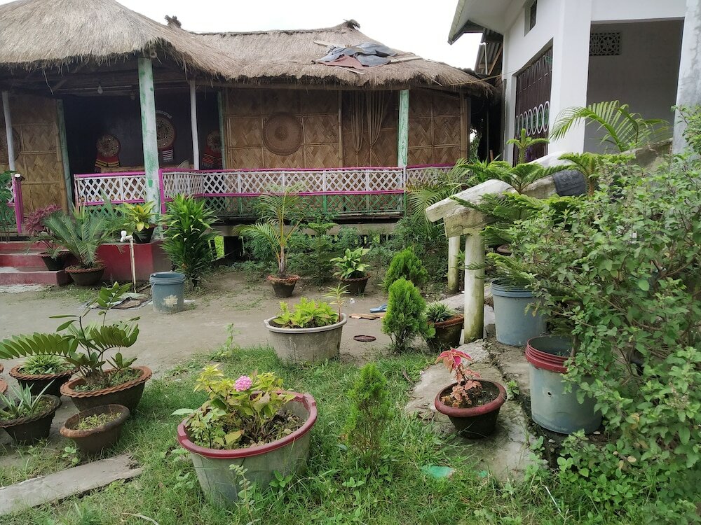 Фото Jonki Panoi Bamboo Cottages