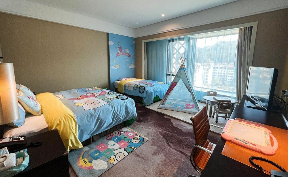 Фото Crowne Plaza Huangshan Yucheng