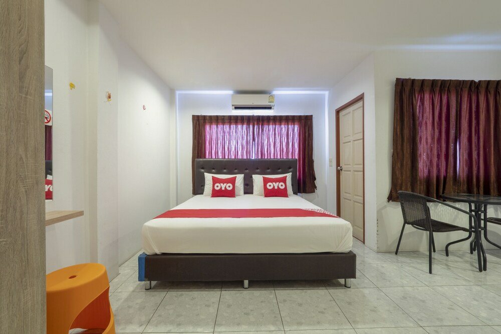 Фото Oyo 698 Pattaya City