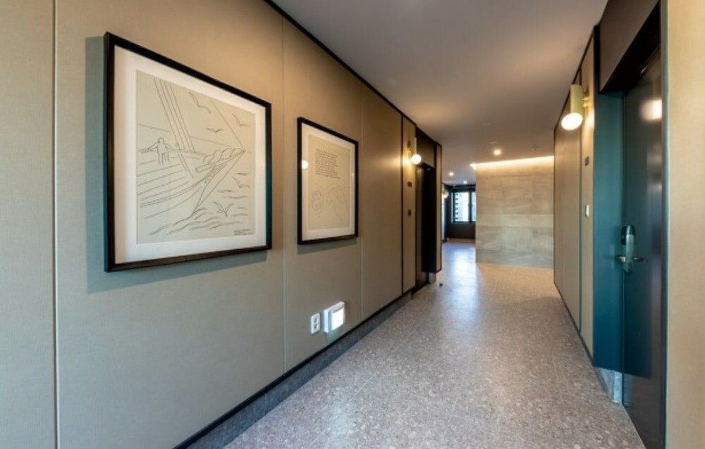 Фото Brown Dot Hotel Deokcheon