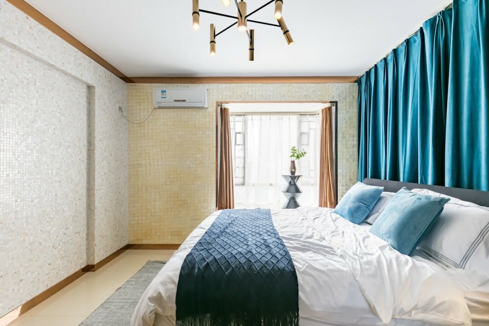 Фото Locals Boutique Apartment Qianshan No. 6