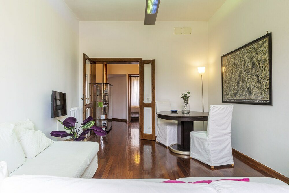 Фото Porta Pia Apartment with Balcony