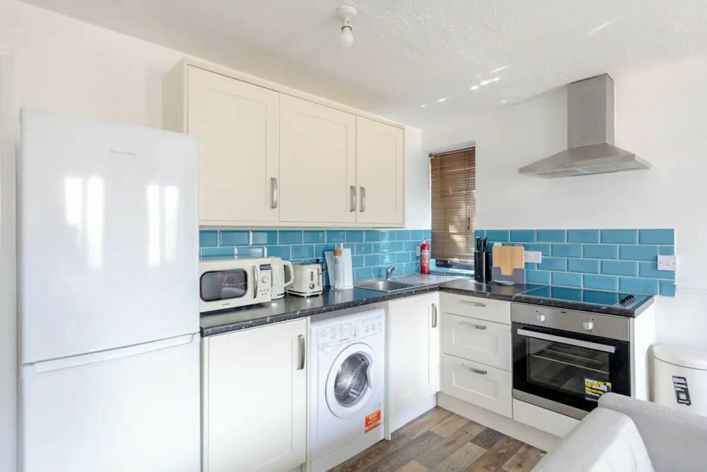 Фото Vibrant & Snug 2bd Flat - Beckton