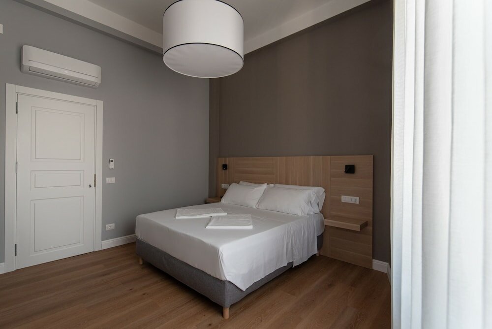 Фото Nolana 28 Rooms in Naples