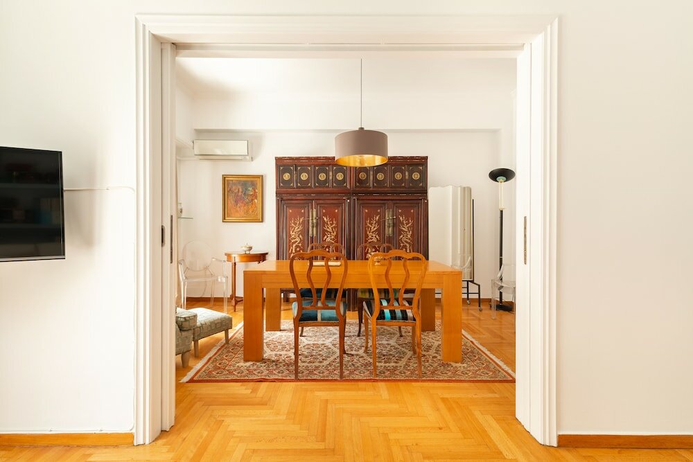 Фото Vibrant in Pangrati by Athenian Homes