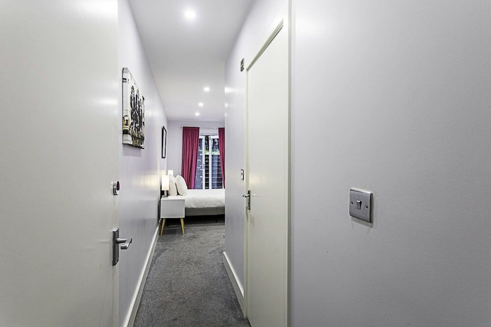 Фото Bright Clapham Apartment