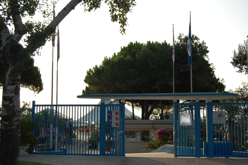 Фото Oasis Lagoon