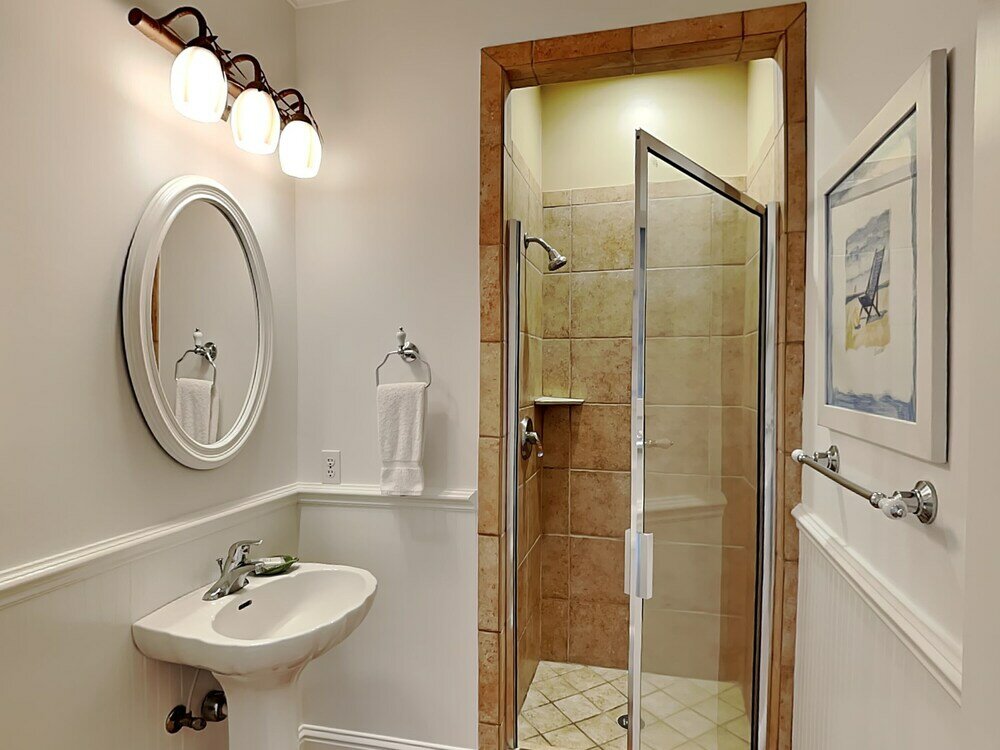 Фото 5 Oclock Somewhere