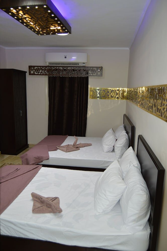 Фото Comfort Pyramids inn