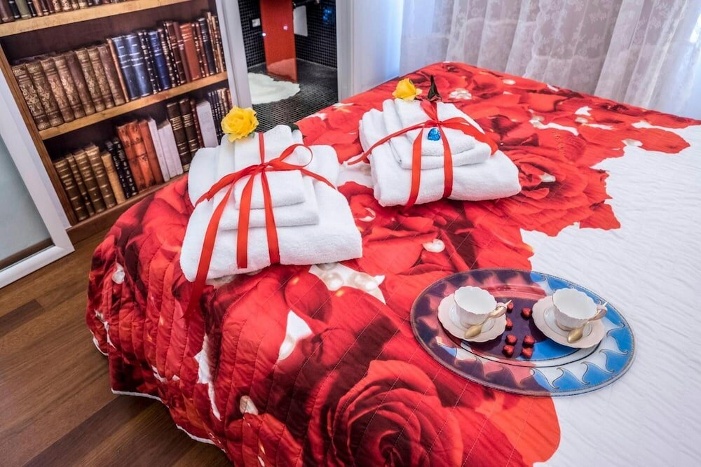 Фото Abbraccio di Romeo e Giulietta