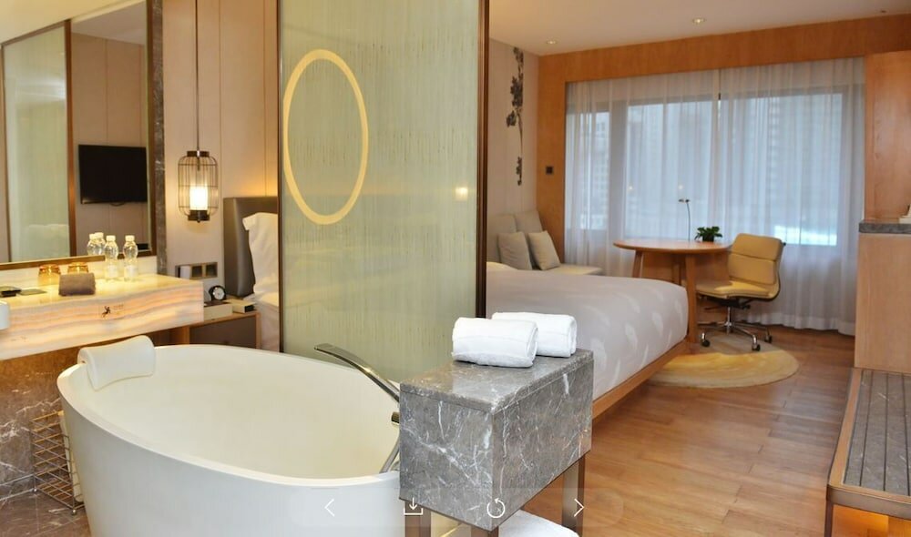 Фото LN Garden Hotel  Guangzhou