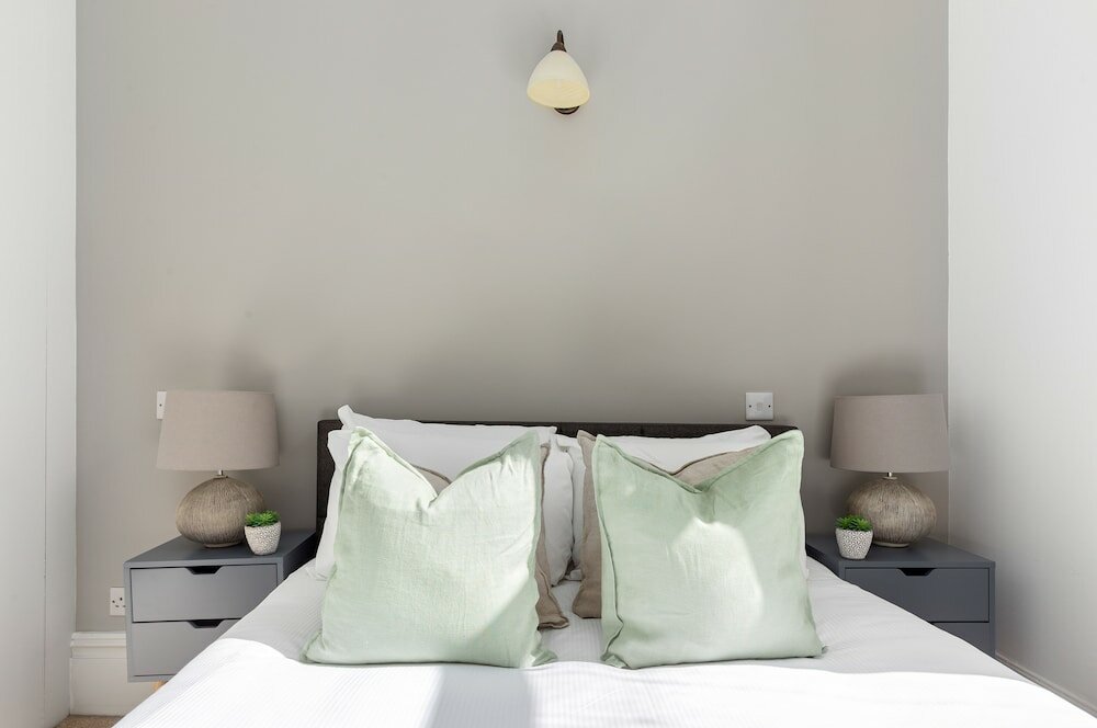 Фото The Kensington Apartments