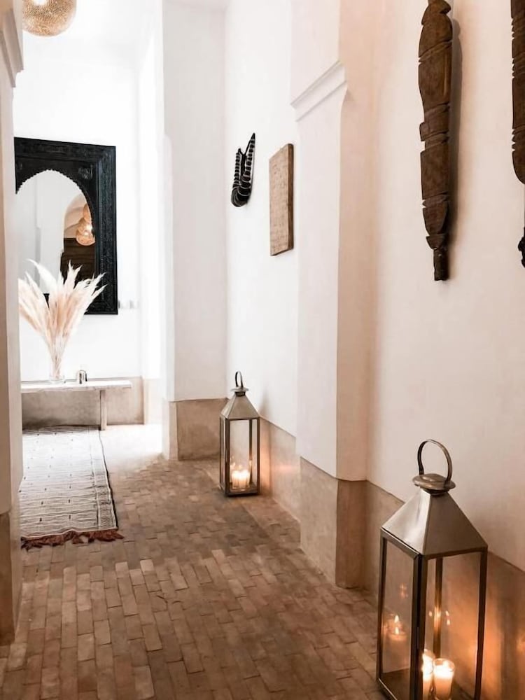 Фото Riad Louhou