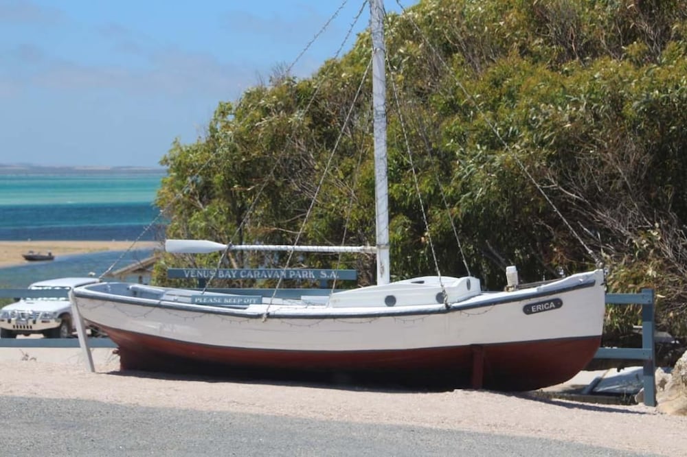 Фото Venus Bay Beachfront Tourist Park
