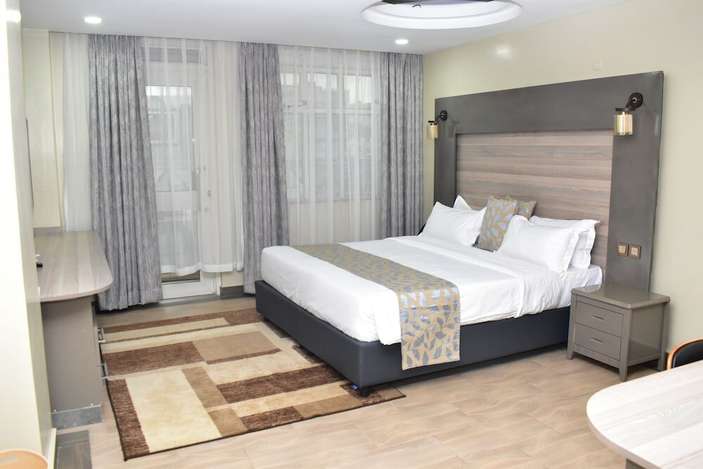 Фото отеля 2