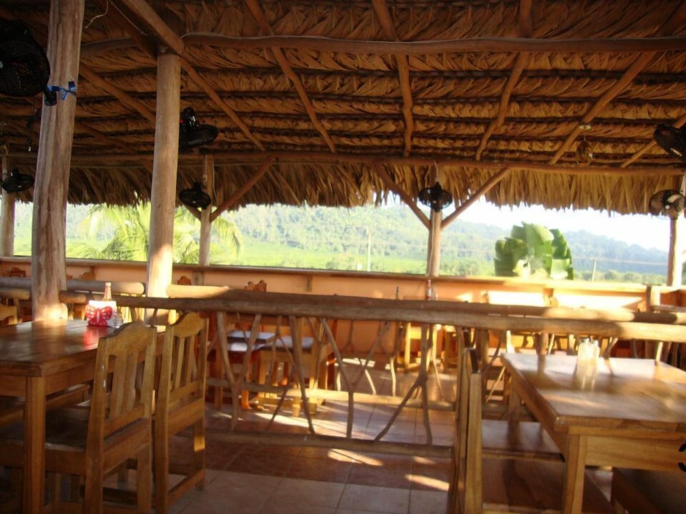 Фото Davis Falls Inn