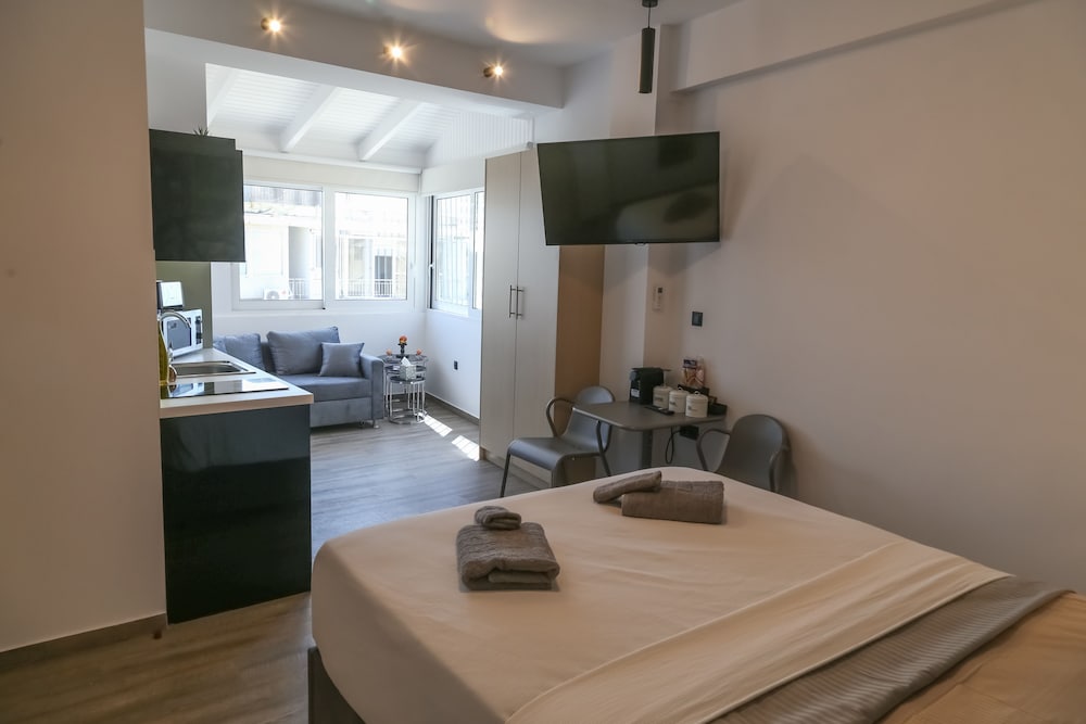 Фото Triple A - Evripidou 36