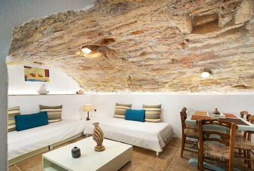 Гостиница Menexes Suites Monemvasia