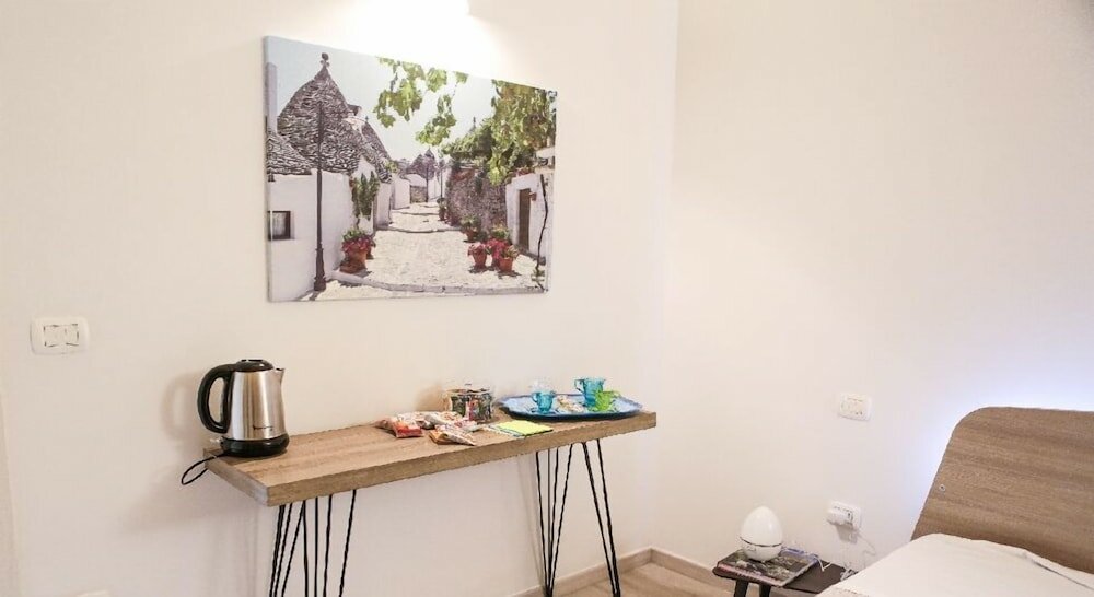 Фото Ailanthus Holiday Suites