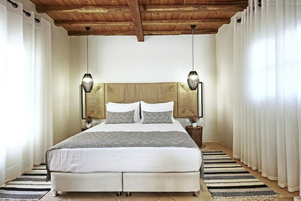 Фото Skiathos Ira Hotel